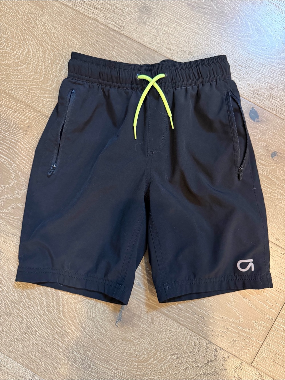 Boys GAP FIT Black Athletic Shorts With Pockets Basketball Soccer Size 5